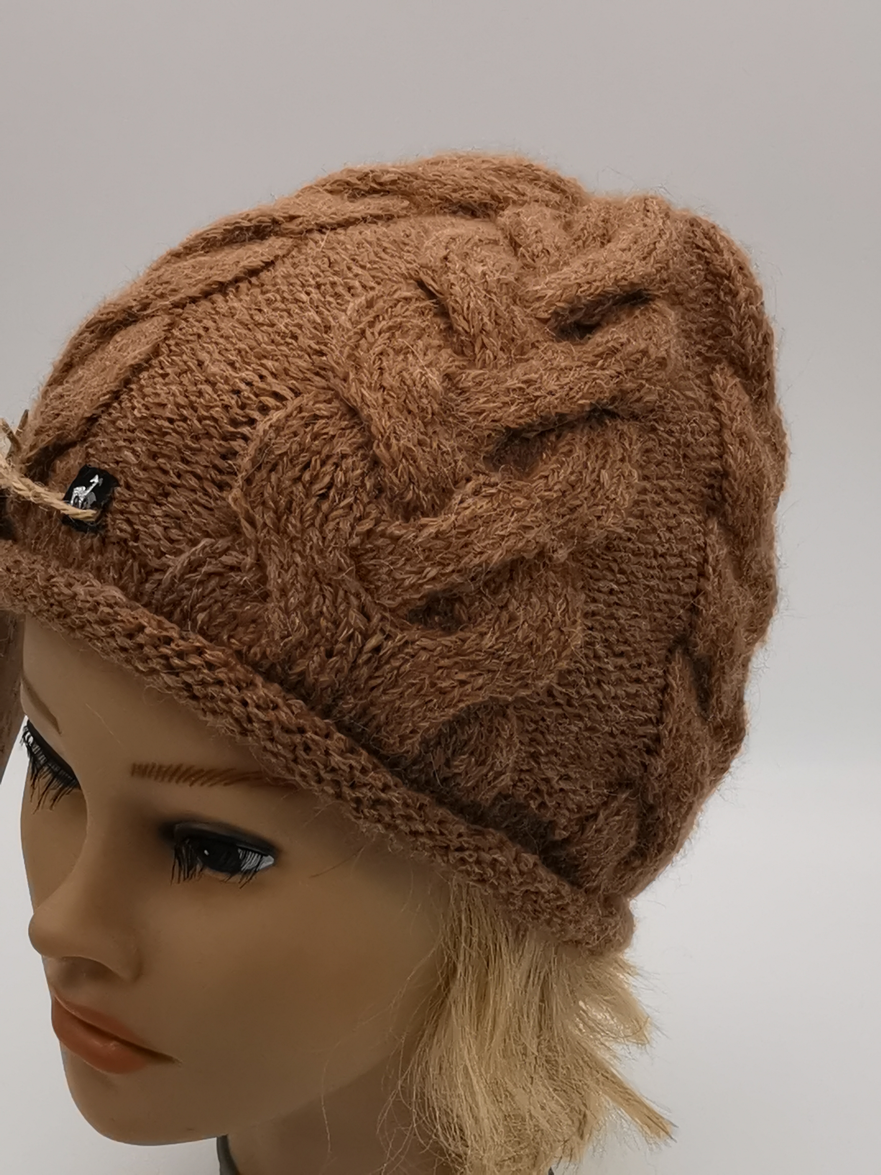 ALPAKASHOP-BAYERN | Zopfmuster-Mütze aus 100% Babyalpakagarn in verschieden Farben