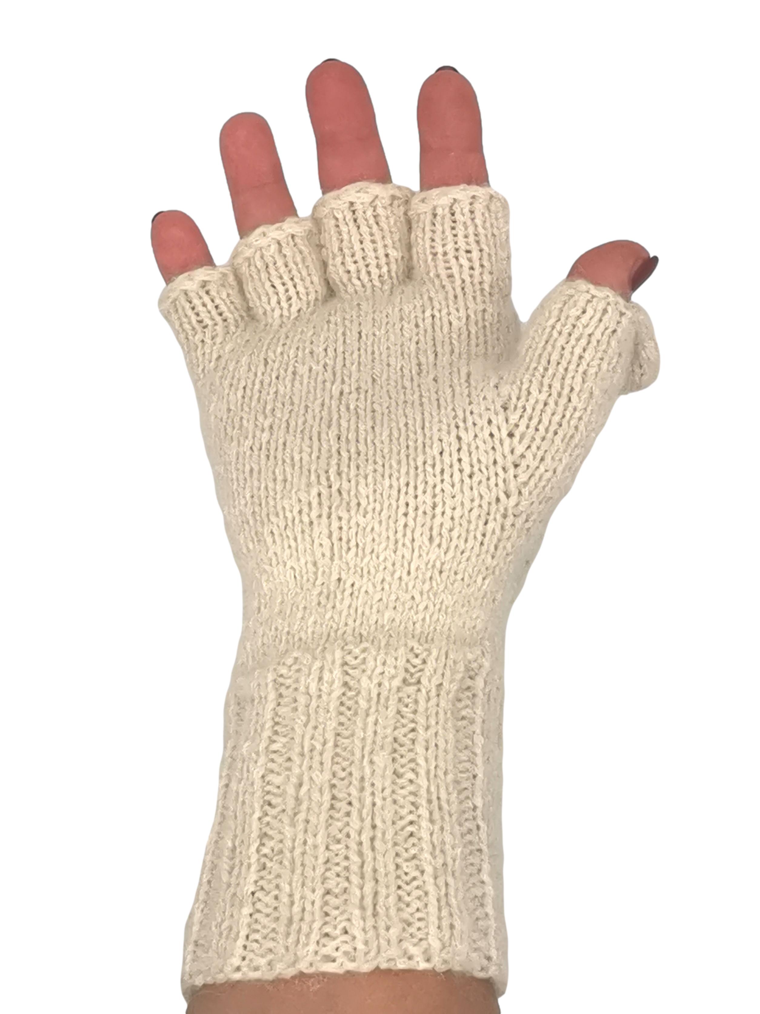 Hochwertige, Handschuhe mit angestrickten Fingern, Daumen und Kapuze aus Babyalpaka Farbe: Naturweiß, Hellbraun, Hellgrau, Anthrazit, Schwarz | Handmade by Millwa Hochwertige, Handschuhe mit angestrickten Fingern, Daumen und Kapuze aus Babyalpaka Farbe: Naturweiß, Hellbraun, Hellgrau, Anthrazit, Schwarz | Handmade by Millwa