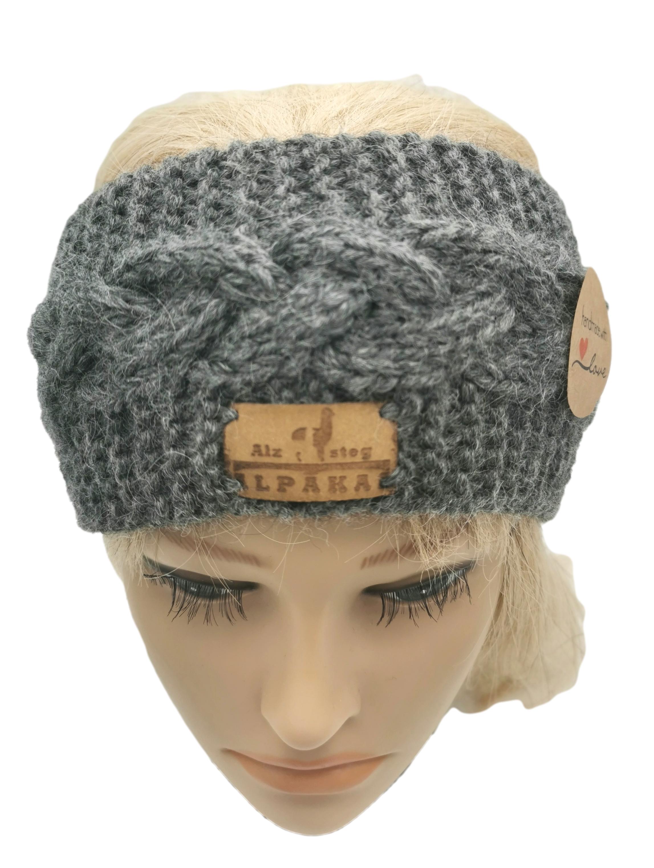 Stirnband aus 100% feinster Alpakawolle im Zopfmusterdesign in vielen verschiedenen Farben | Handmade by Alzsteg-Alpakas Stirnband aus 100% feinster Alpakawolle im Zopfmusterdesign in vielen verschiedenen Farben | Handmade by Alzsteg-Alpakas