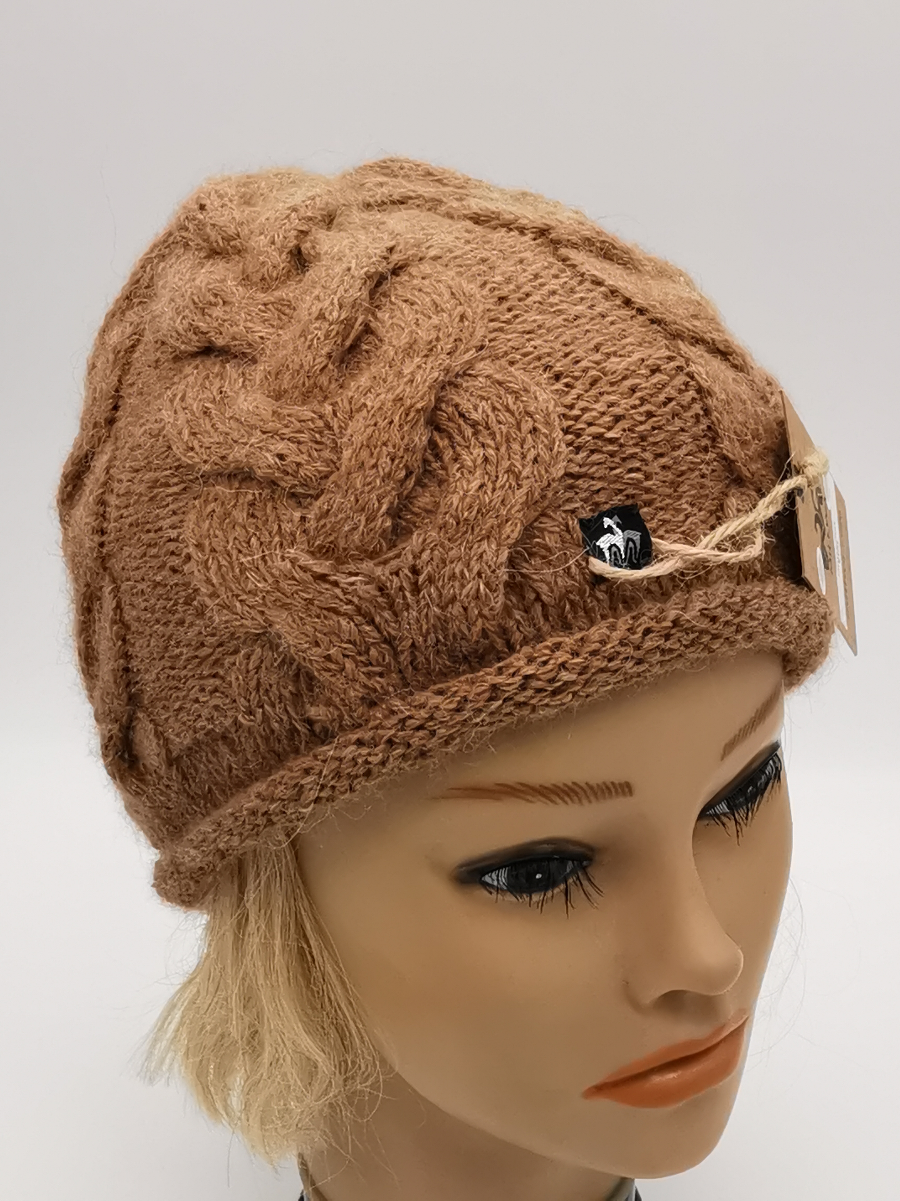 ALPAKASHOP-BAYERN | Zopfmuster-Mütze aus 100% Babyalpakagarn in verschieden Farben